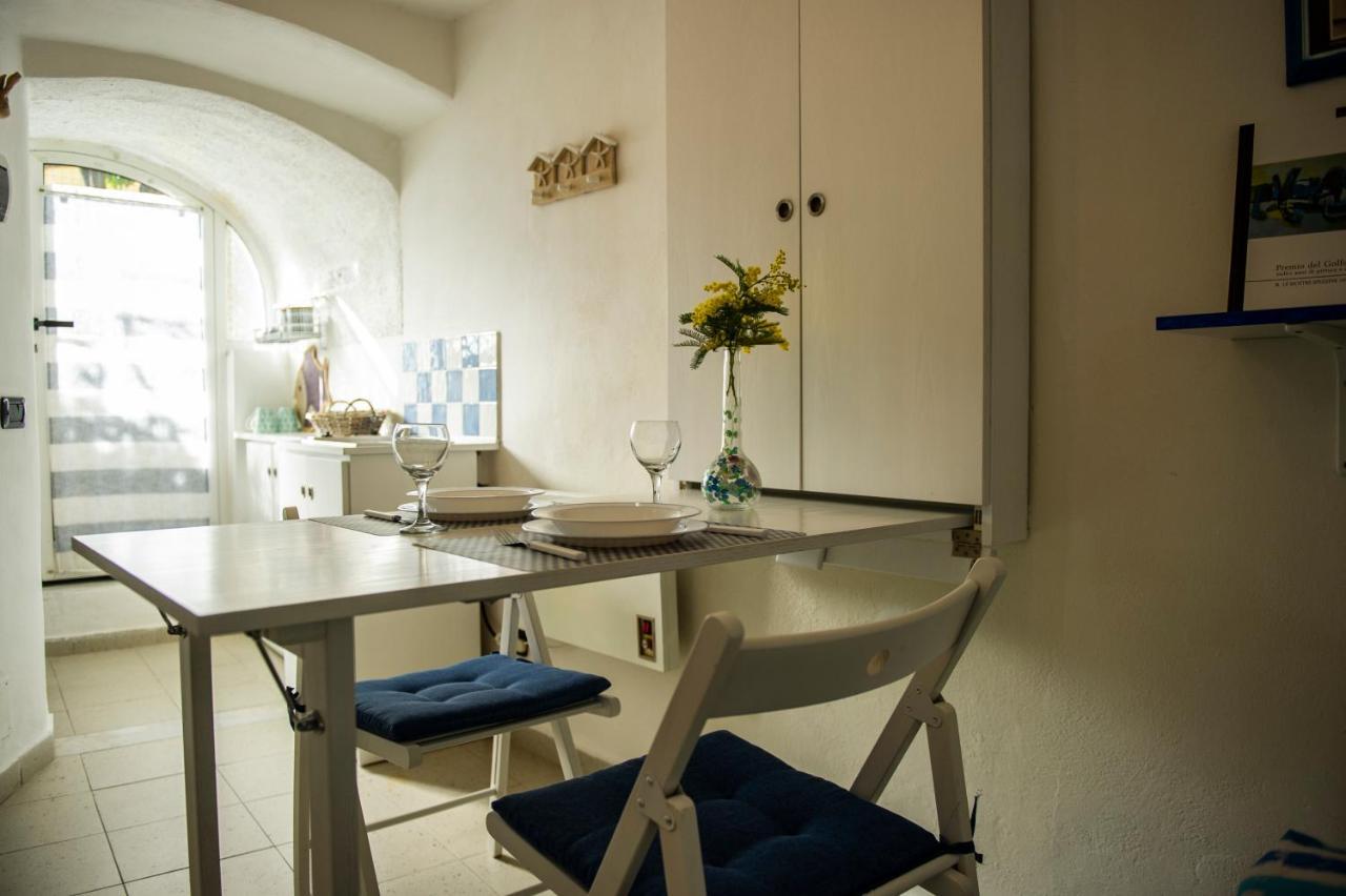 Borgo Antico - Il Nido Di Briciola Lerici Exterior foto